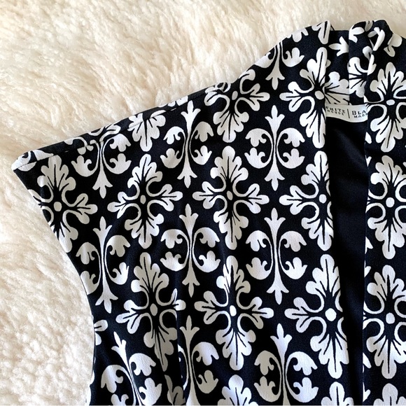 MOVING SALE❗️🆕 White House Black Market dress - Picture 2 of 5